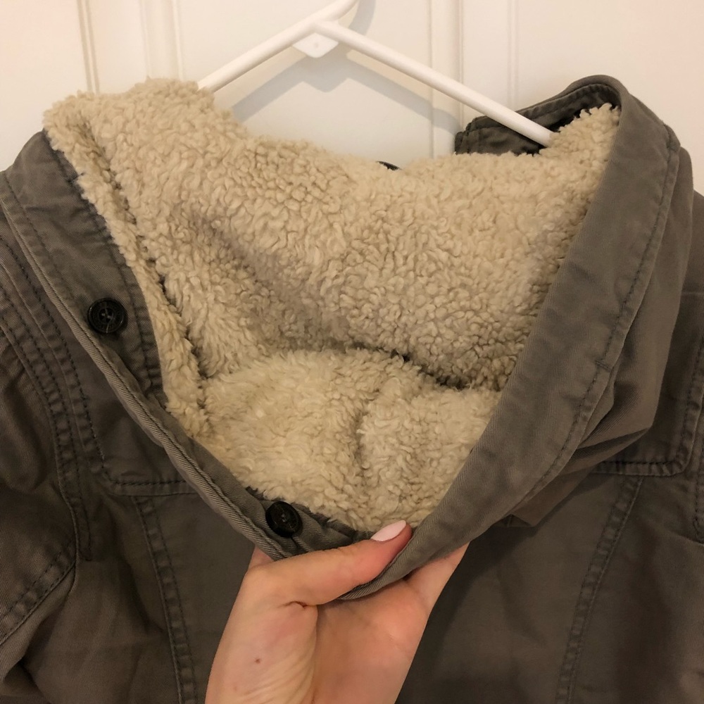 Drab green Abercrombie Sherpa lined parka jacket - Picture 6 of 10